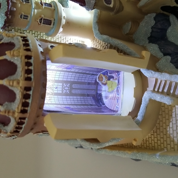 Disney Castle Collection Beauty And The Beast BELLE Light Up CASTLE #10/… - Picture 7 of 9